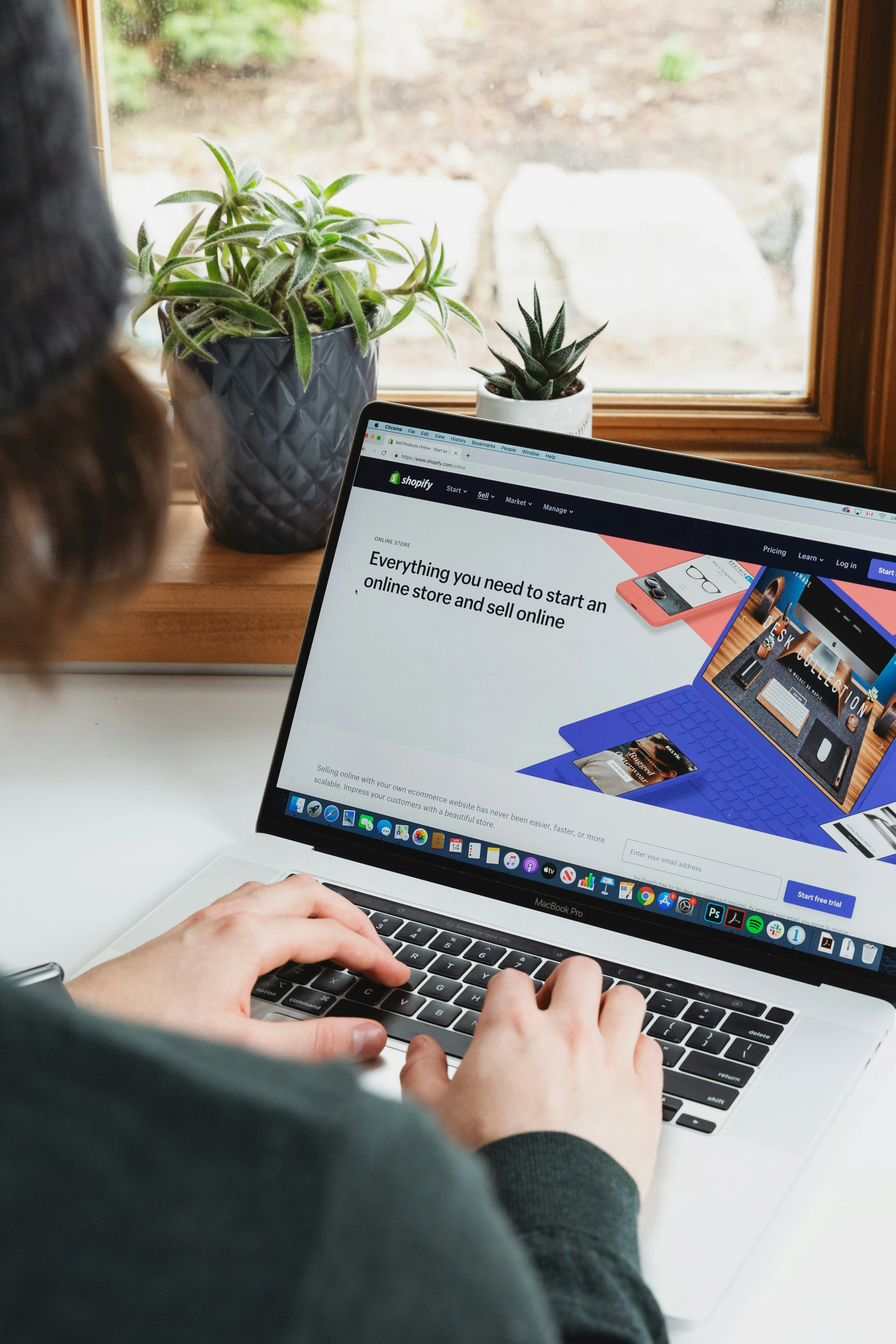 Lumina E-commerce